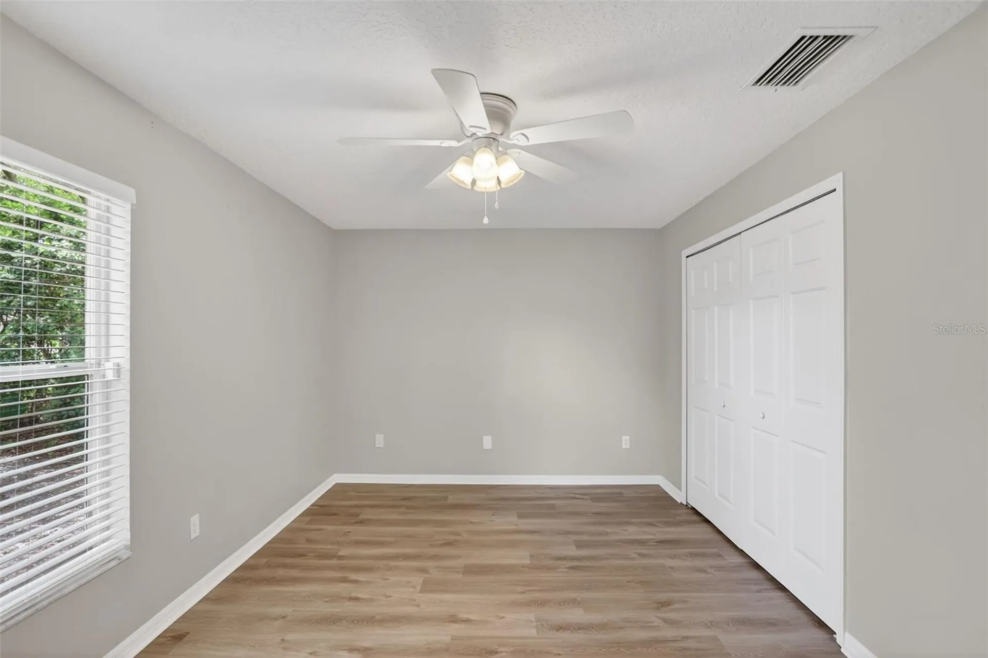 8852 Great Cove Drive Orlando FL 32819