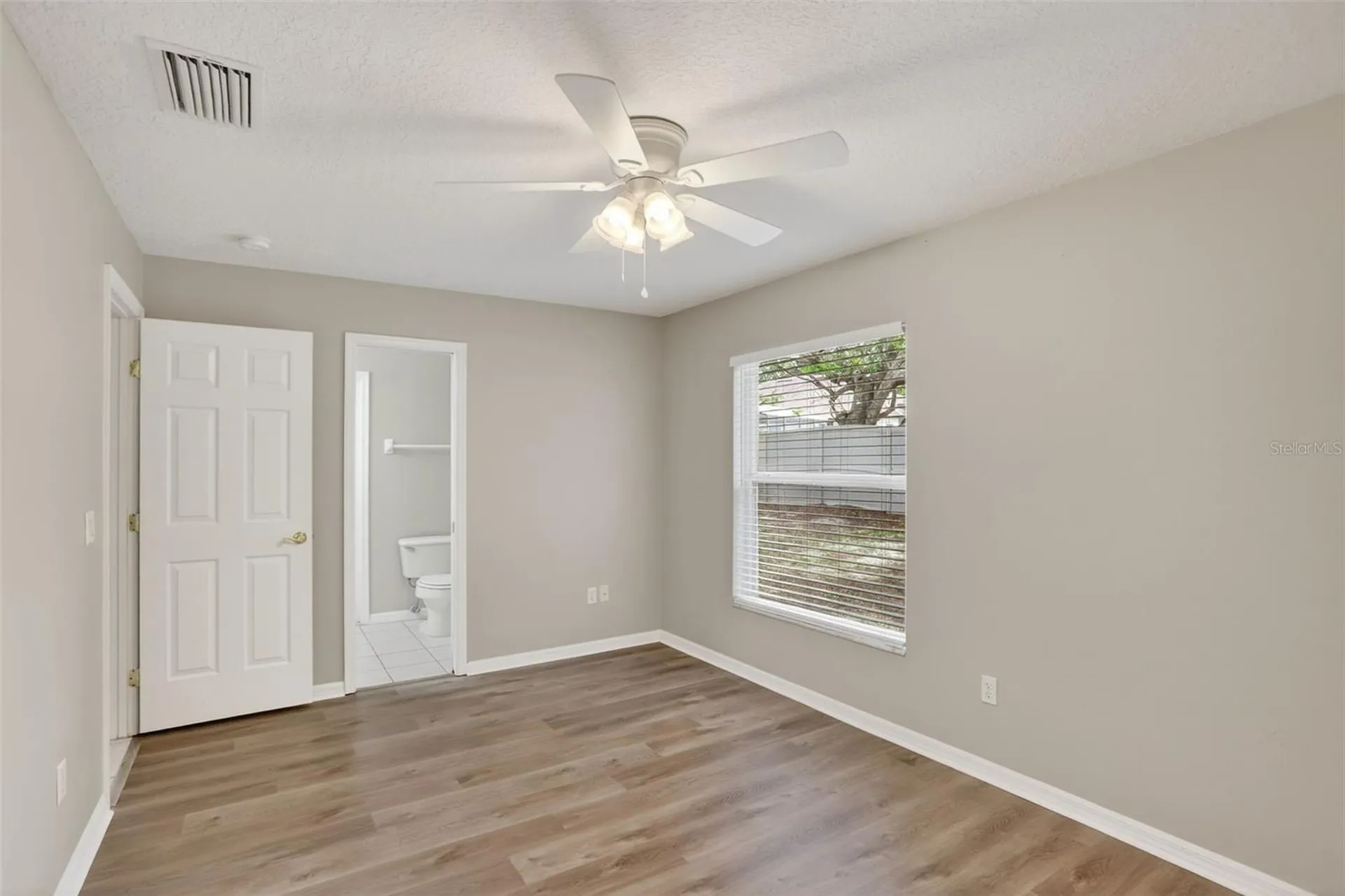8852 Great Cove Drive Orlando FL 32819