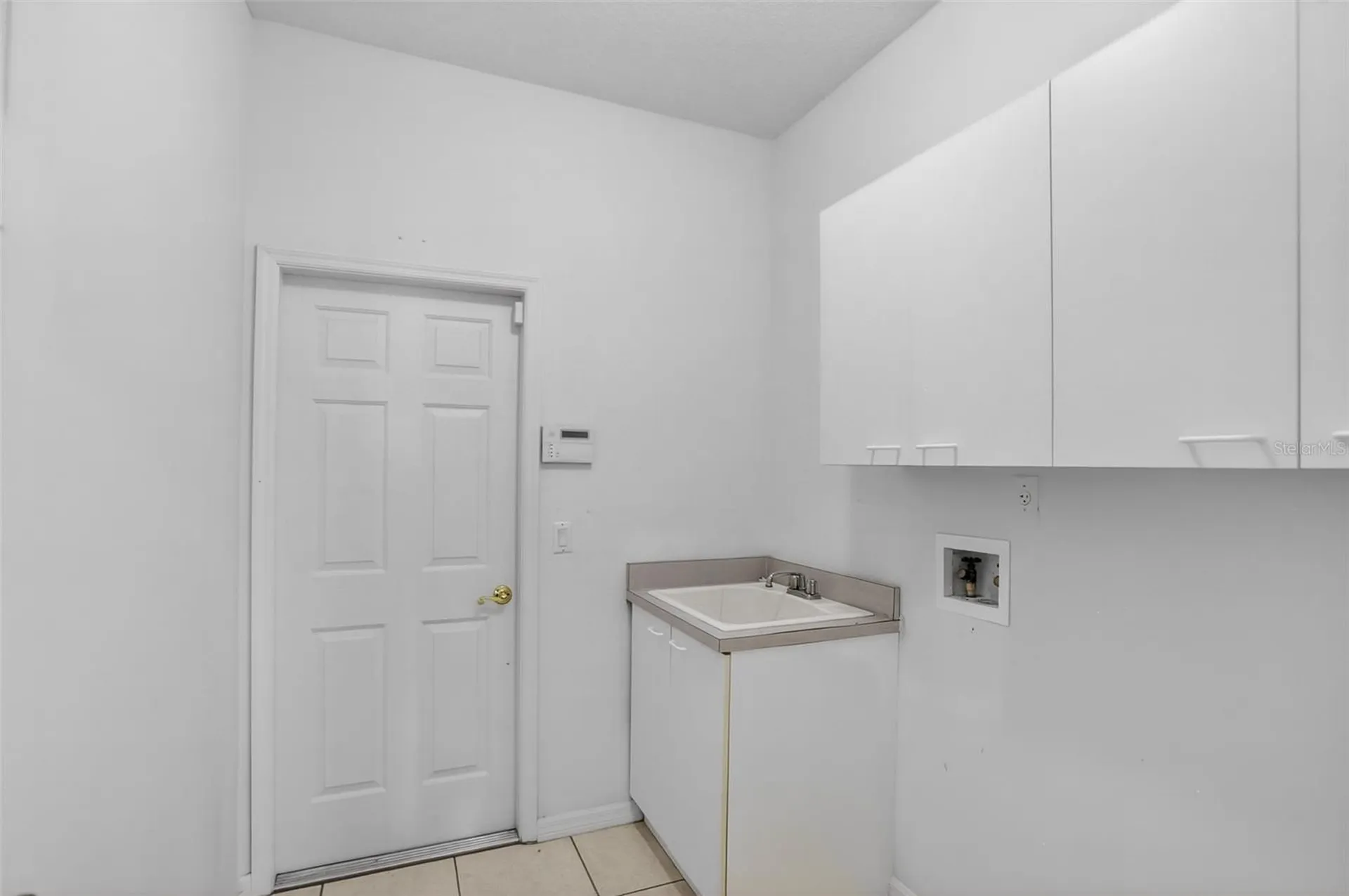 8852 Great Cove Drive Orlando FL 32819
