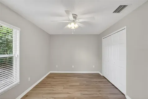 8852 Great Cove Drive Orlando FL 32819