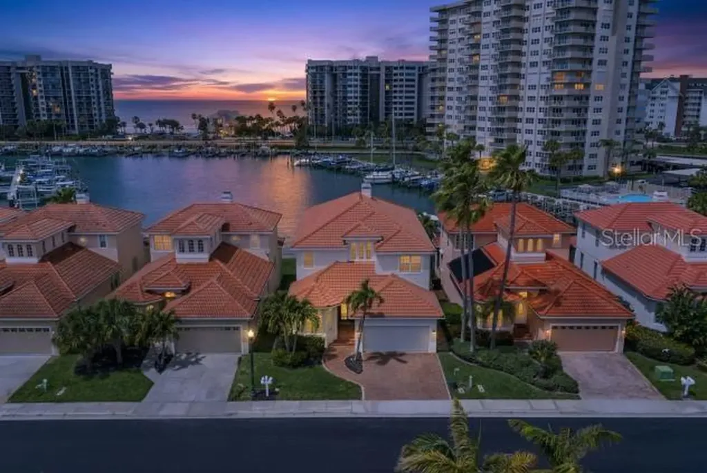 1624 Sand Key Estates Court Clearwater Beach FL 33767