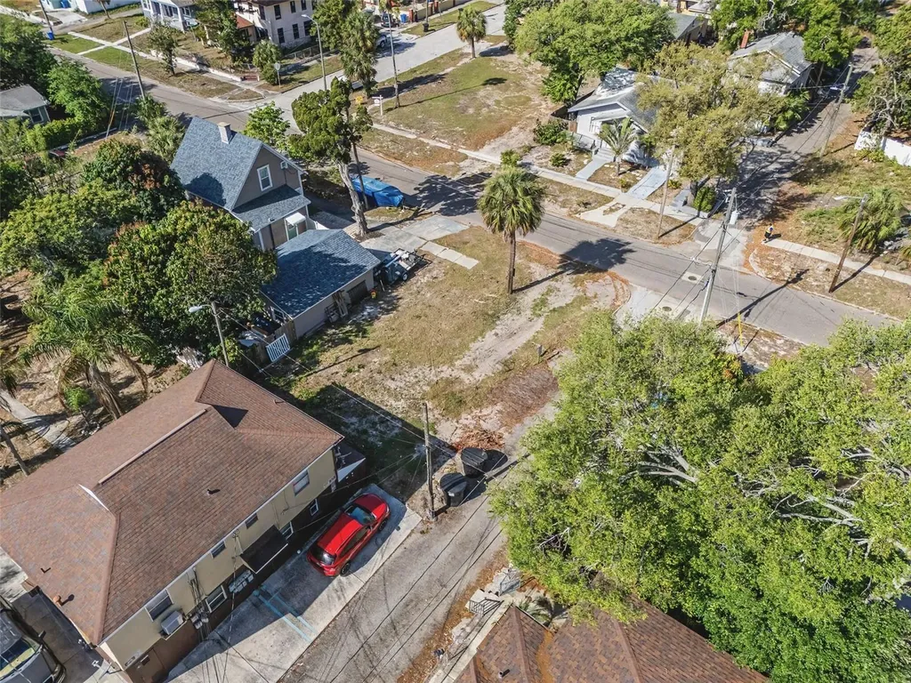 1816 10th Street S St Petersburg FL 33705