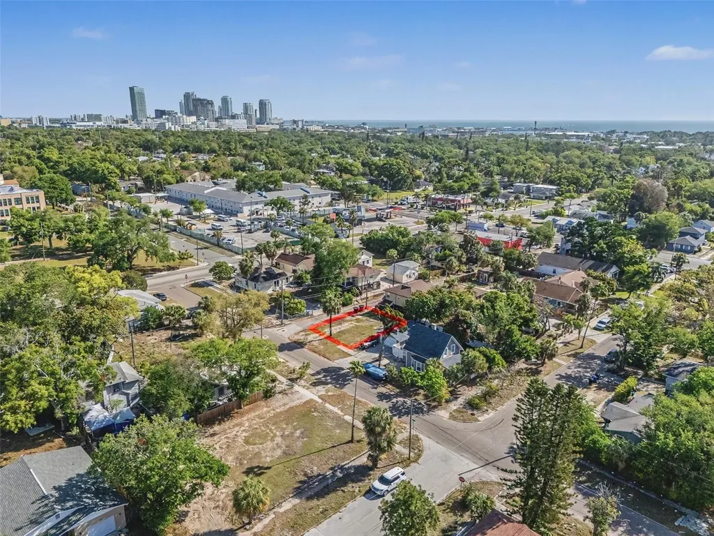 1816 10th Street S St Petersburg FL 33705
