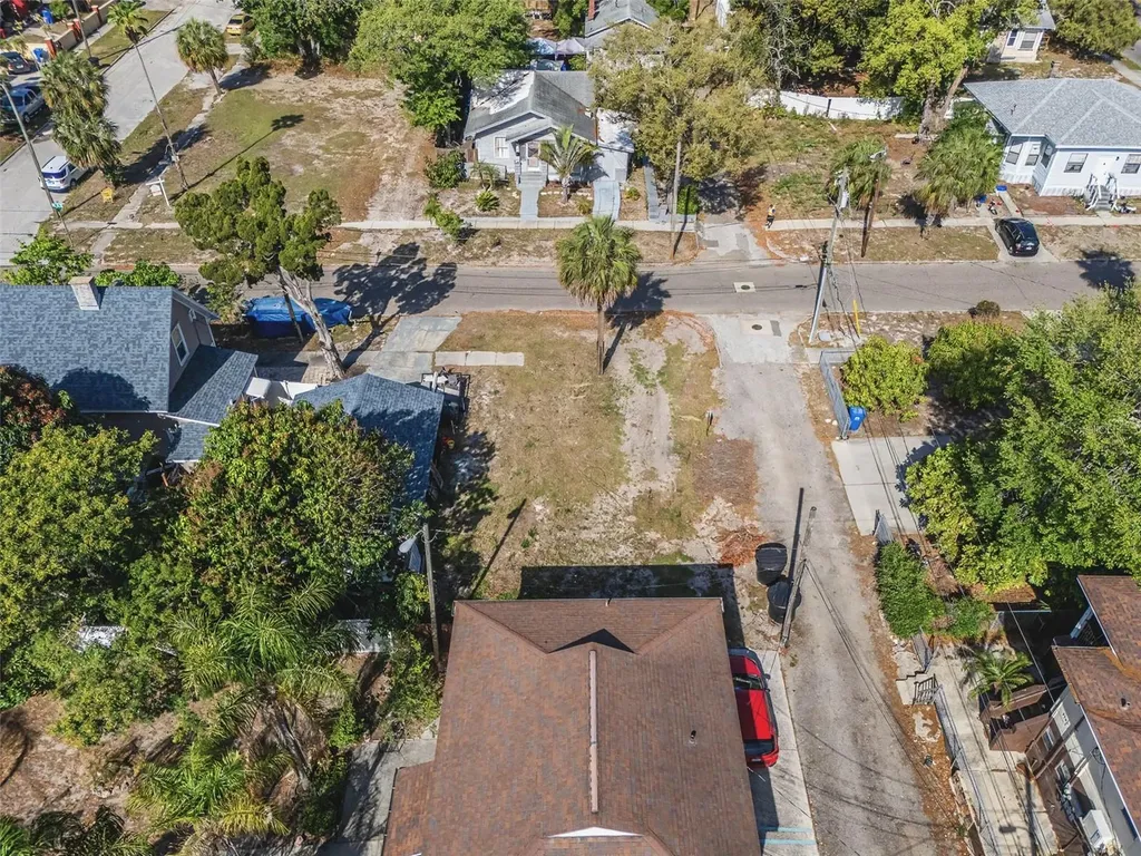 1816 10th Street S St Petersburg FL 33705