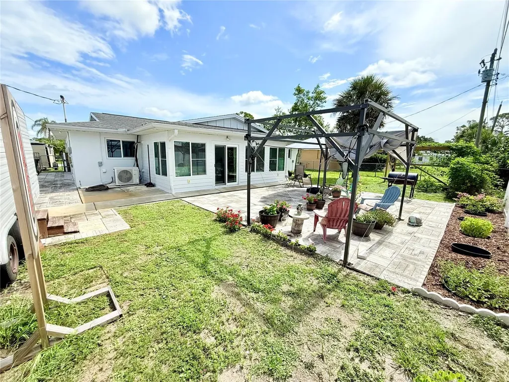 8509 La Boca Avenue North Port FL 34287