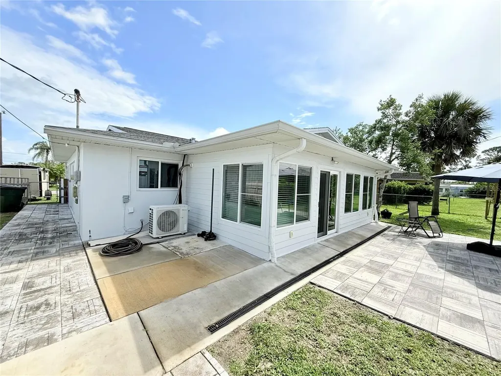 8509 La Boca Avenue North Port FL 34287
