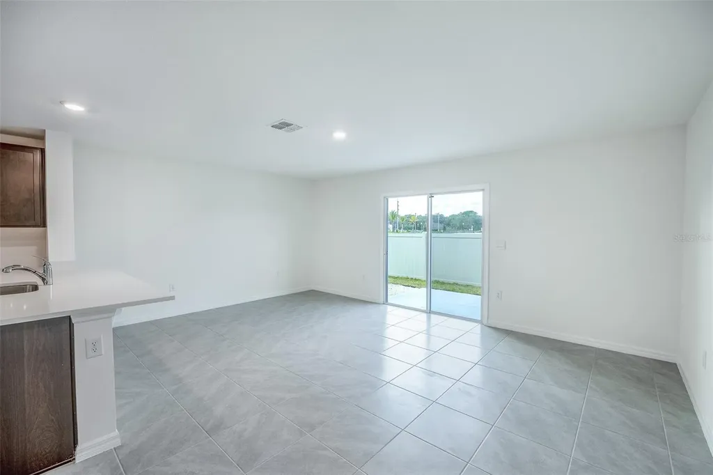 8250 SW 67th Avenue Ocala FL 34476