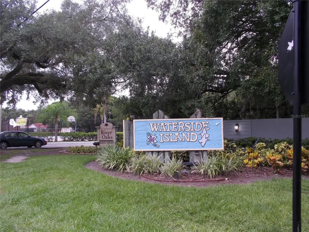 4122 Waterside Island Court Tampa FL 33617