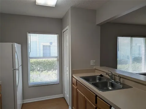 4122 Waterside Island Court Tampa FL 33617