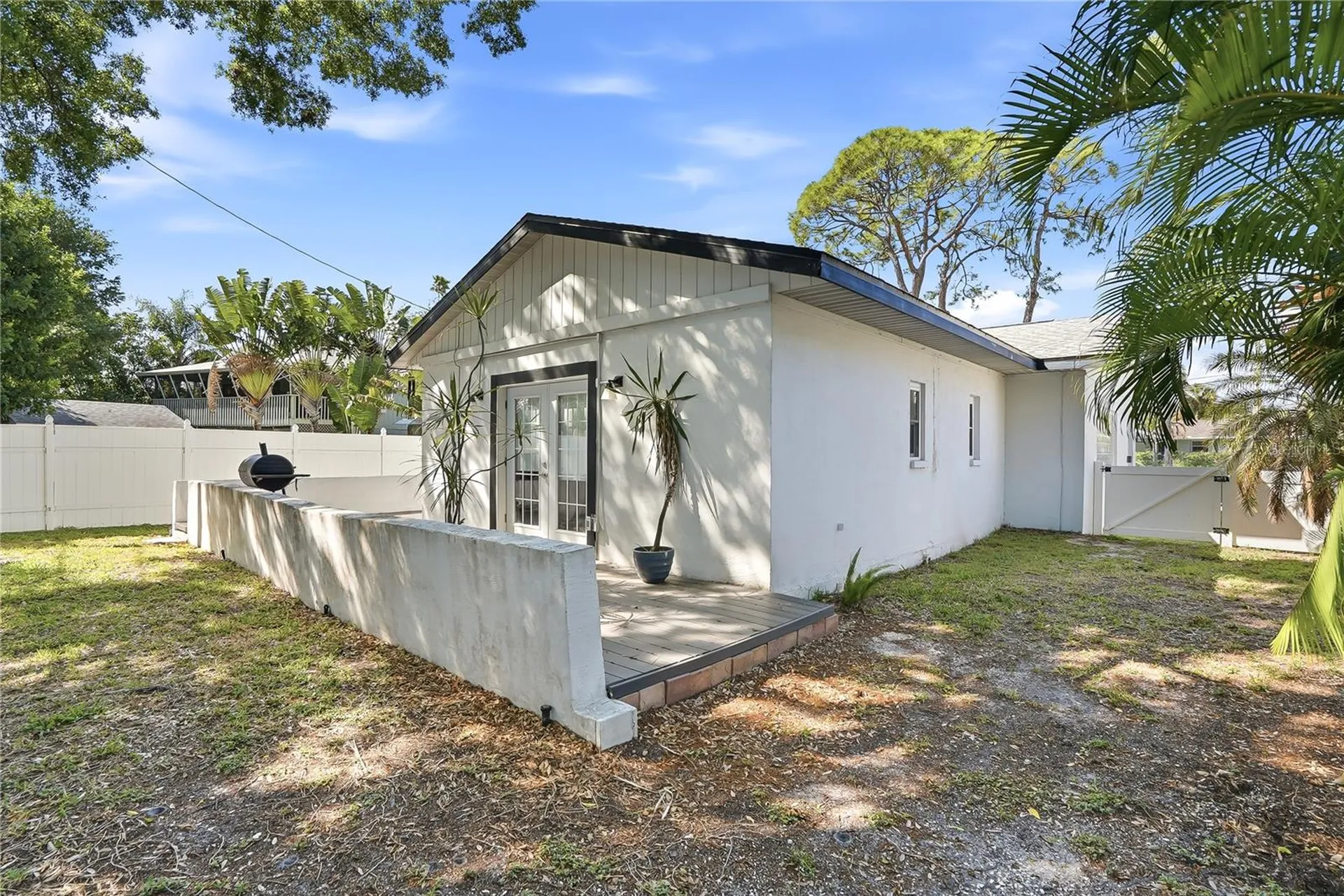 4043 Shore Acres Boulevard NE St Petersburg FL 33703
