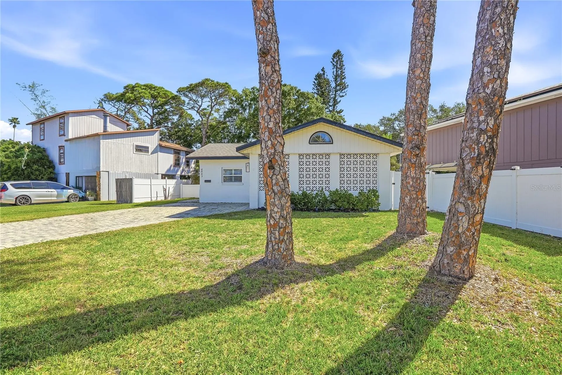 4043 Shore Acres Boulevard NE St Petersburg FL 33703