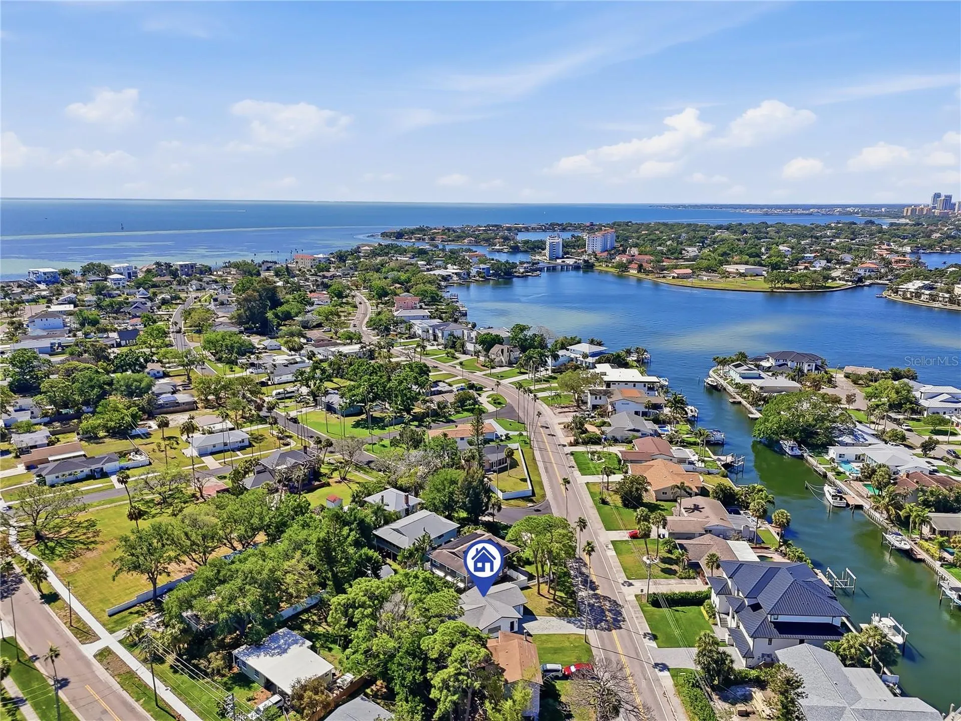 4043 Shore Acres Boulevard NE St Petersburg FL 33703