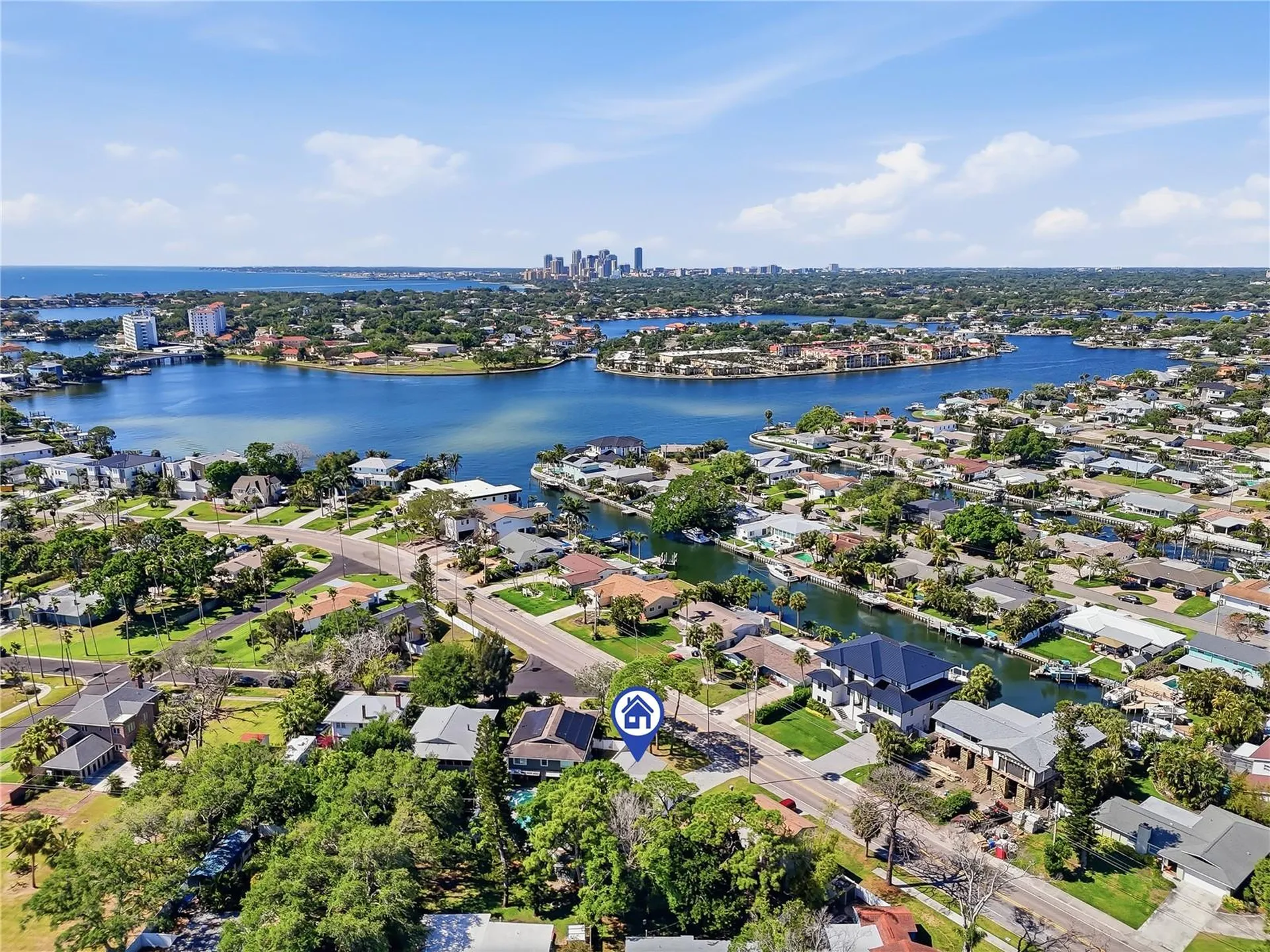 4043 Shore Acres Boulevard NE St Petersburg FL 33703