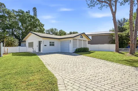4043 Shore Acres Boulevard NE St Petersburg FL 33703