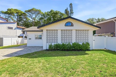 4043 Shore Acres Boulevard NE St Petersburg FL 33703