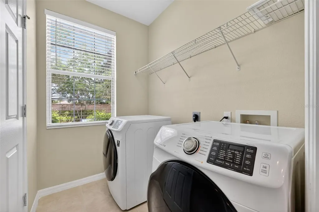 3736 82nd Avenue Circle E Sarasota FL 34243