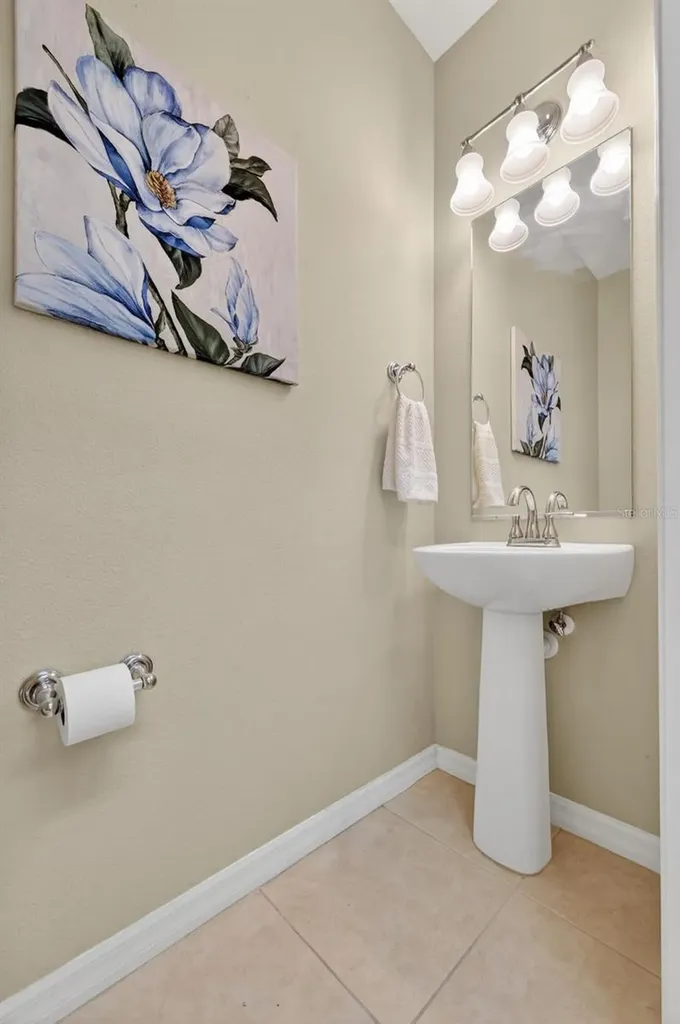 3736 82nd Avenue Circle E Sarasota FL 34243