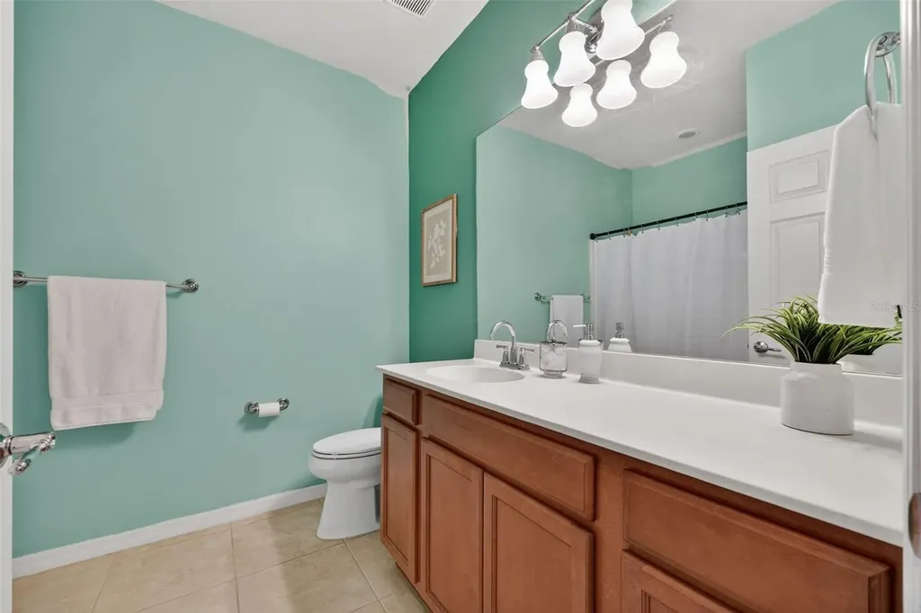 3736 82nd Avenue Circle E Sarasota FL 34243