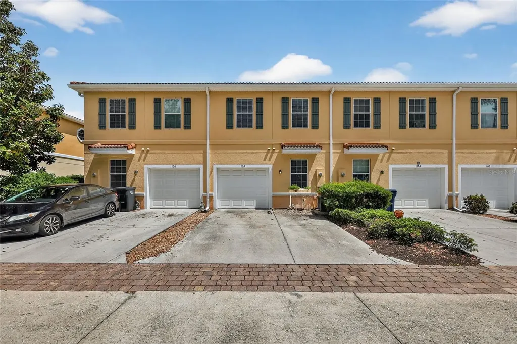 3736 82nd Avenue Circle E Sarasota FL 34243