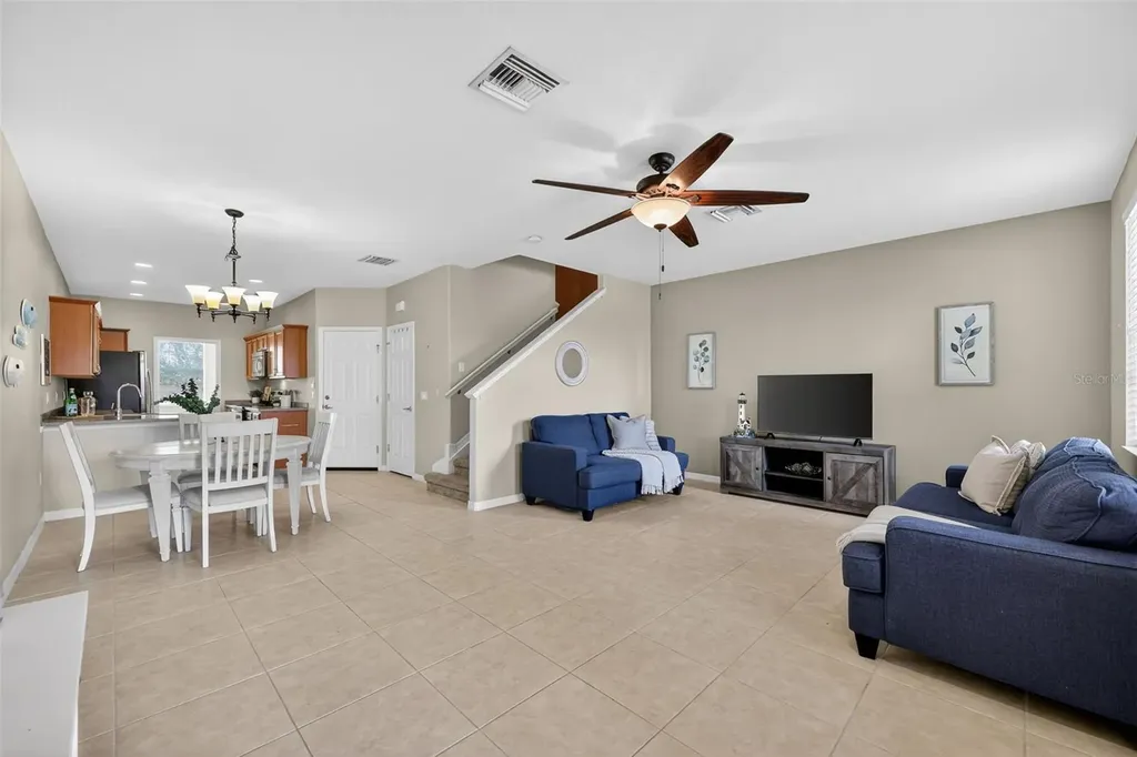 3736 82nd Avenue Circle E Sarasota FL 34243