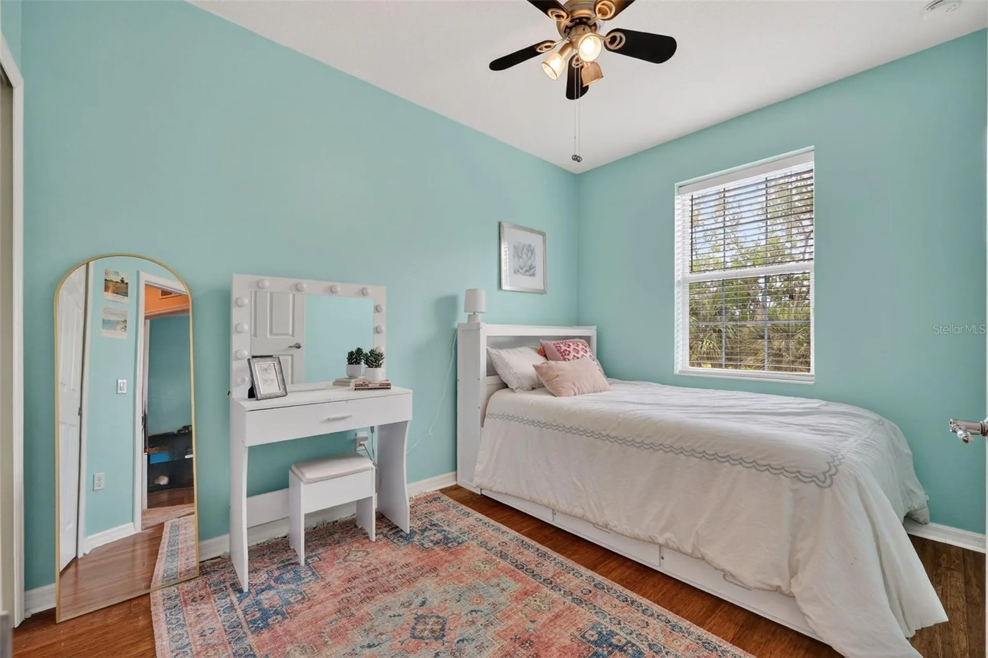 3736 82nd Avenue Circle E Sarasota FL 34243