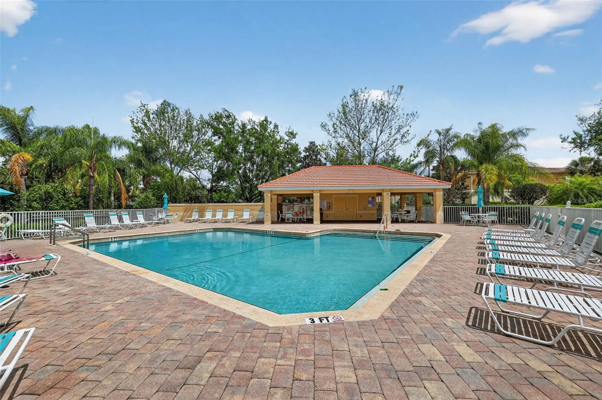 3736 82nd Avenue Circle E Sarasota FL 34243