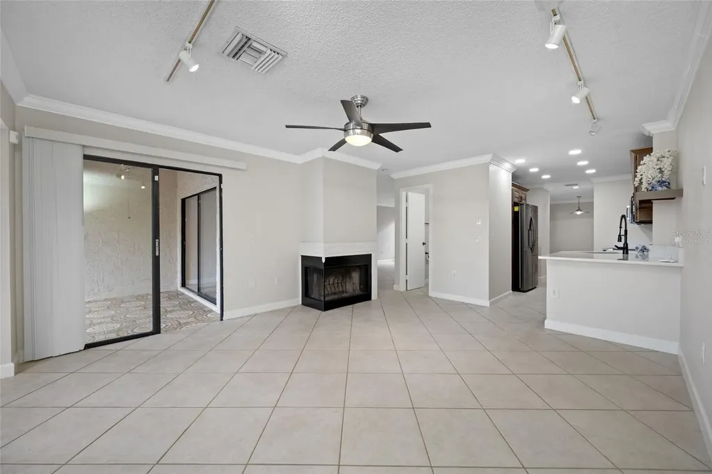 10416 Saint Tropez Place Tampa FL 33615