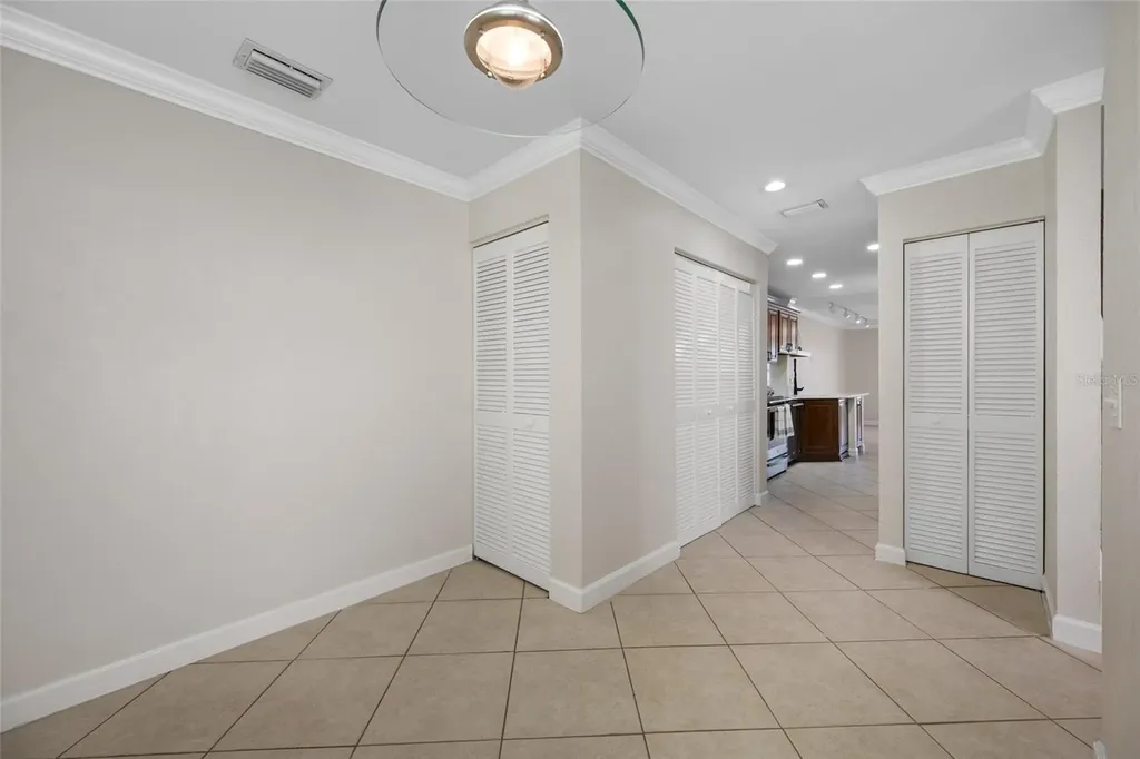 10416 Saint Tropez Place Tampa FL 33615