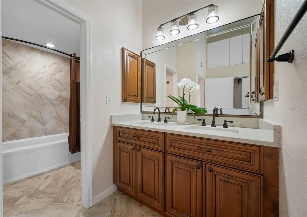 10416 Saint Tropez Place Tampa FL 33615