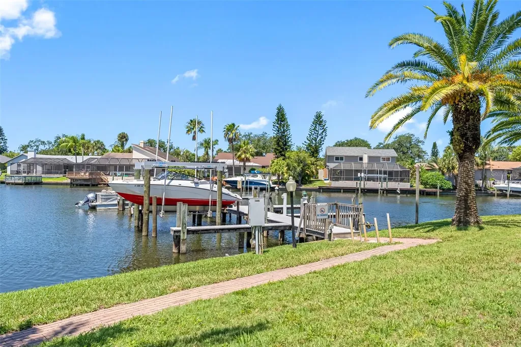 10416 Saint Tropez Place Tampa FL 33615