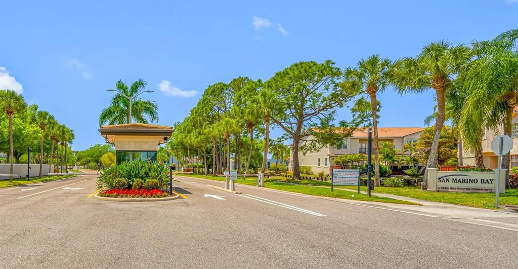 10416 Saint Tropez Place Tampa FL 33615