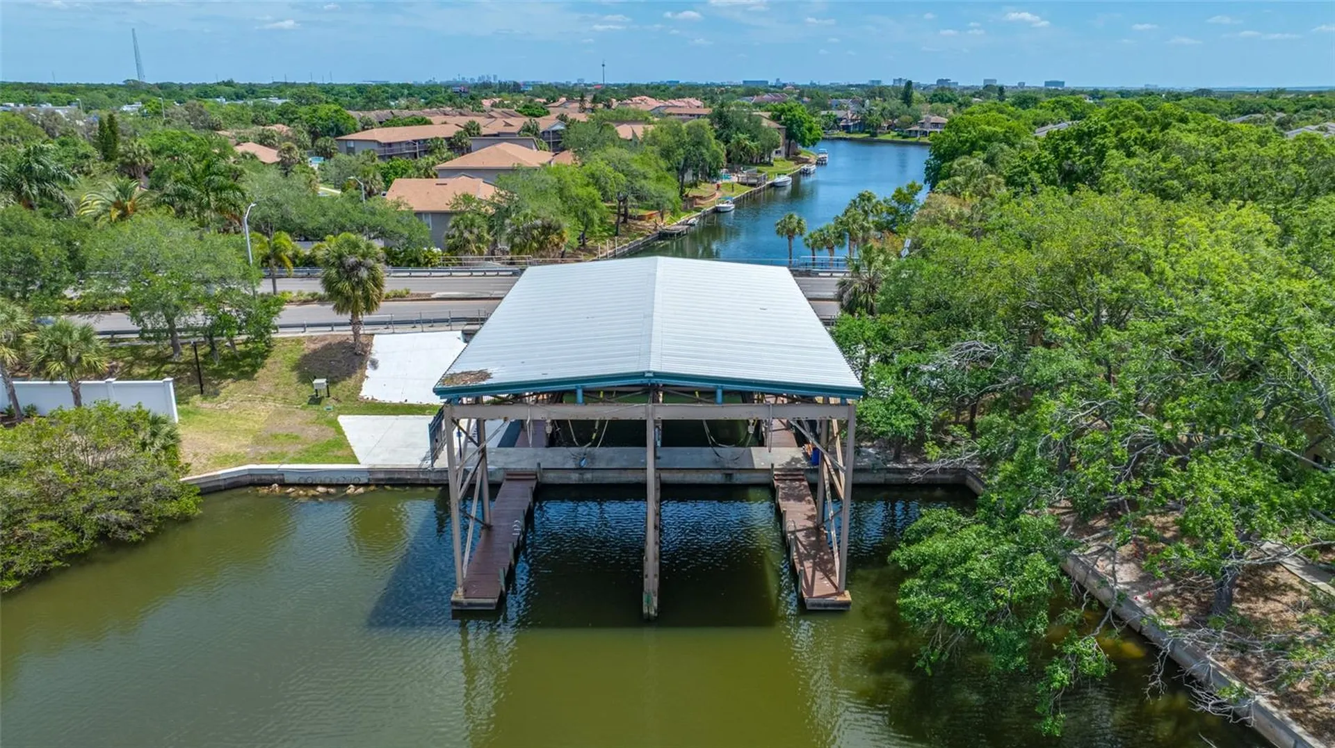 10416 Saint Tropez Place Tampa FL 33615