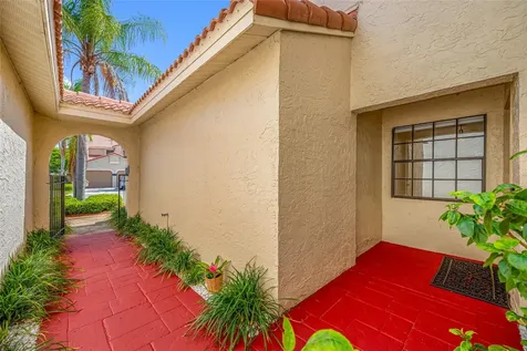 10416 Saint Tropez Place Tampa FL 33615