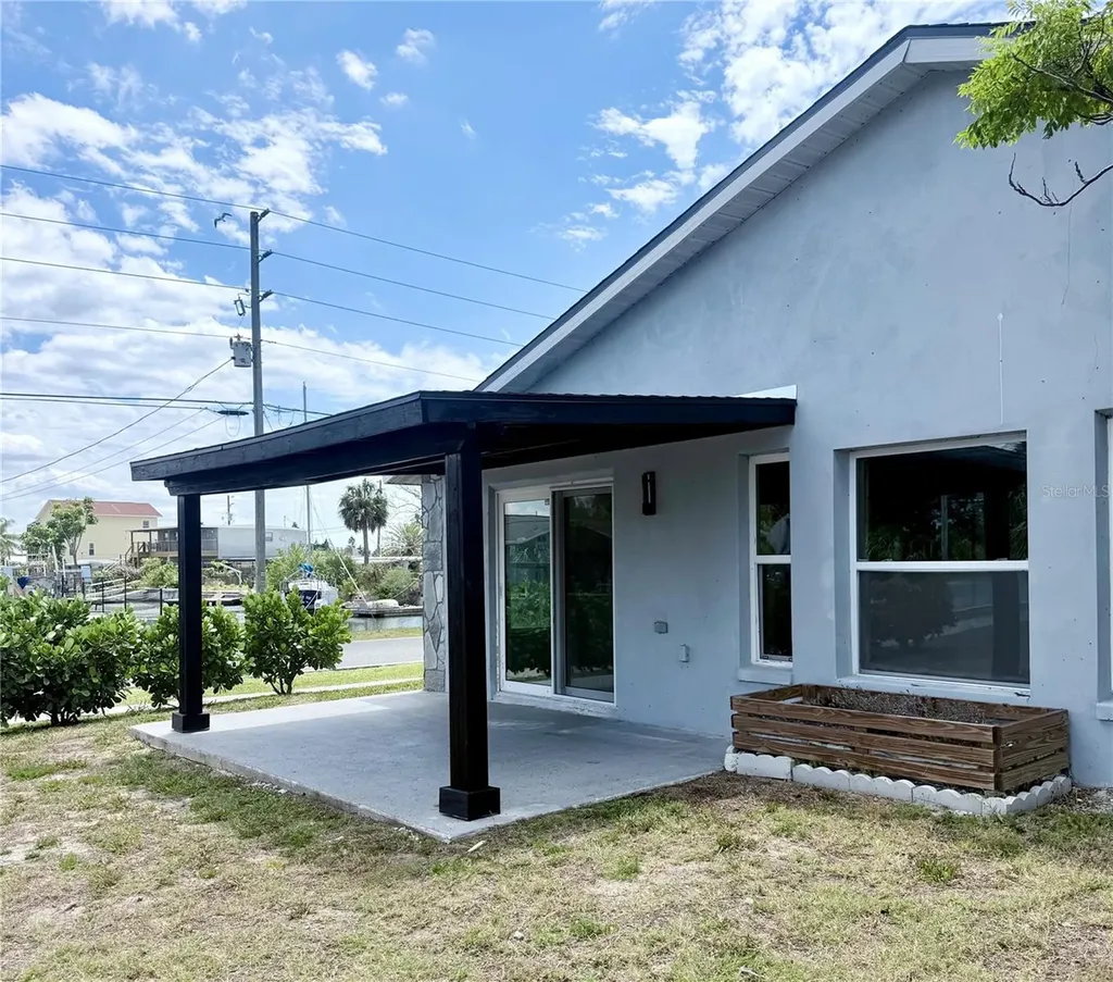 13726 Michelle Avenue Hudson FL 34667