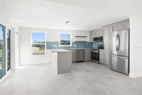 13726 Michelle Avenue Hudson FL 34667