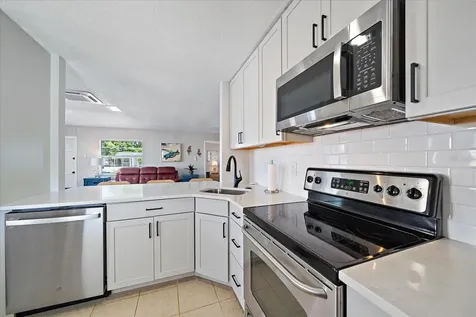 920 Myrtle Avenue Venice FL 34285