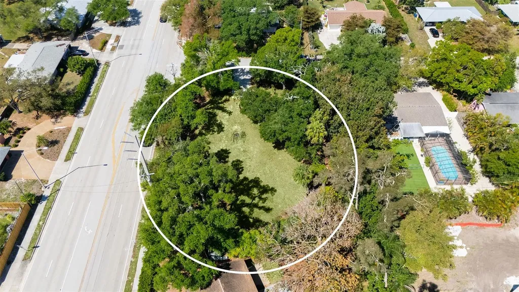 4717 Crystal Avenue Sarasota FL 34231