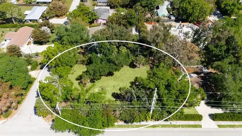 4717 Crystal Avenue Sarasota FL 34231