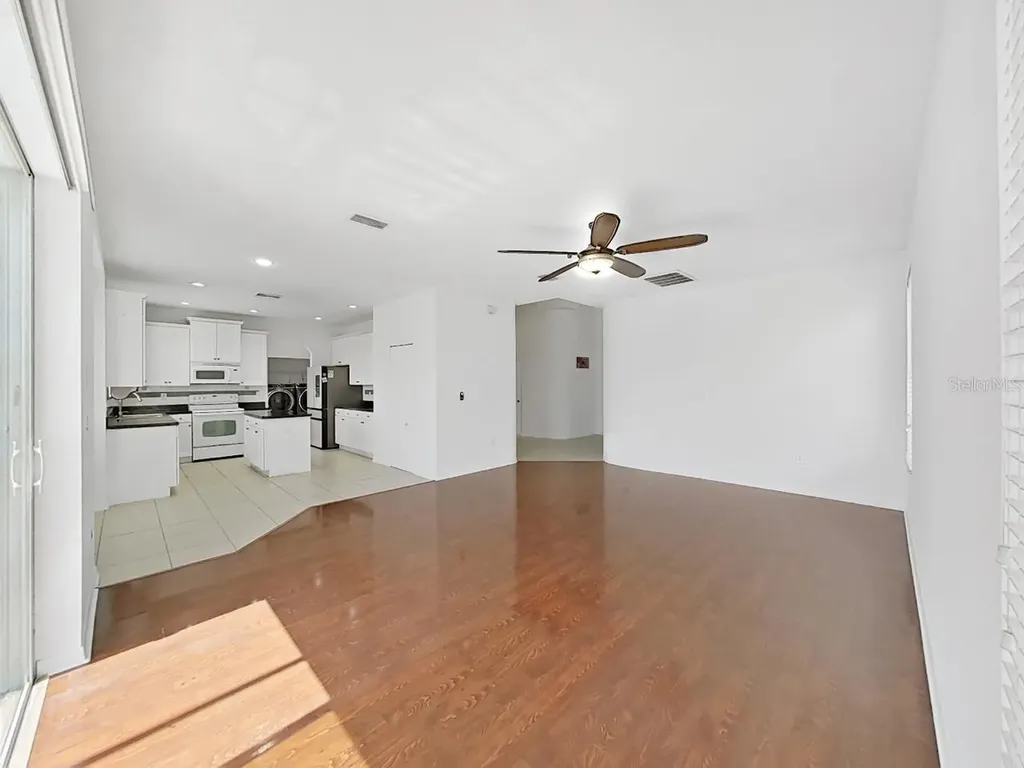 1834 Raven Glen Drive Ruskin FL 33570