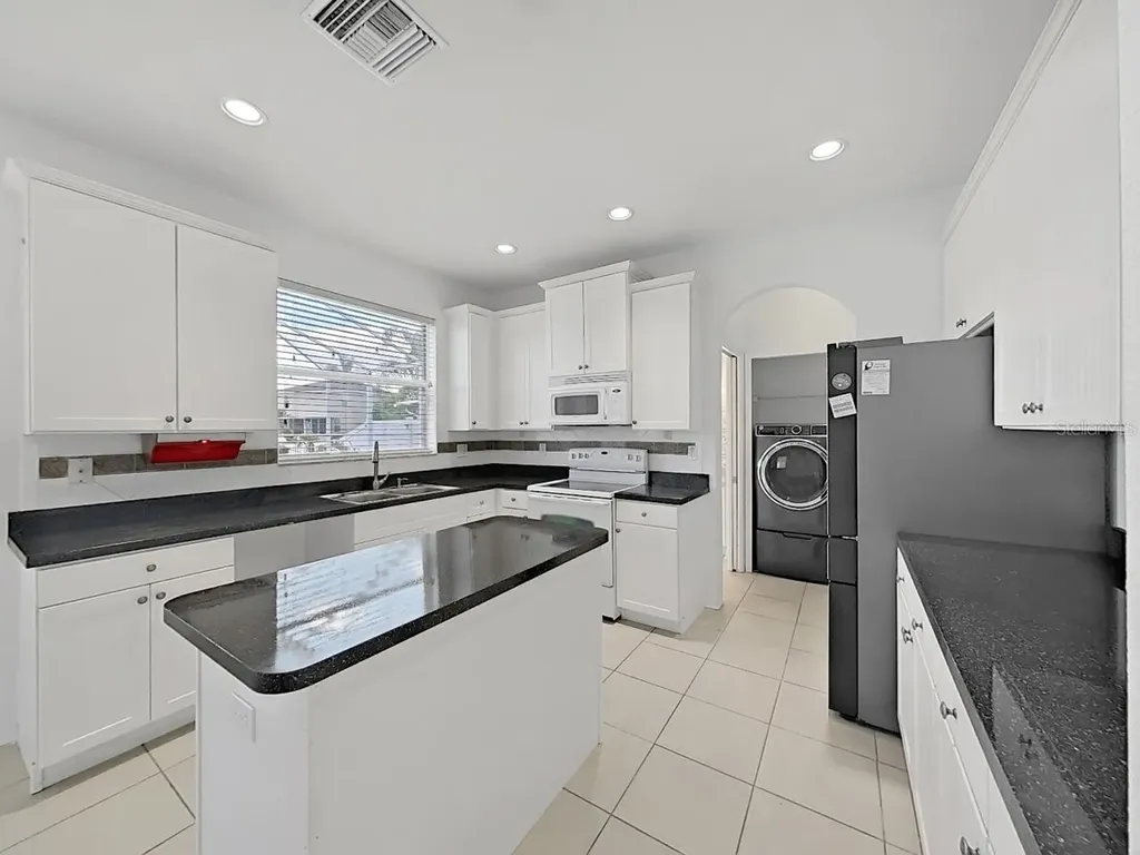 1834 Raven Glen Drive Ruskin FL 33570