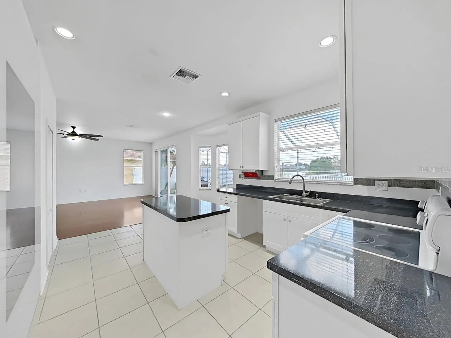 1834 Raven Glen Drive Ruskin FL 33570