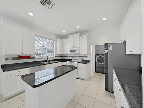 1834 Raven Glen Drive Ruskin FL 33570