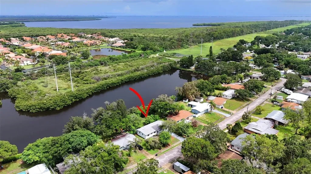 413 Country Club Drive Oldsmar FL 34677