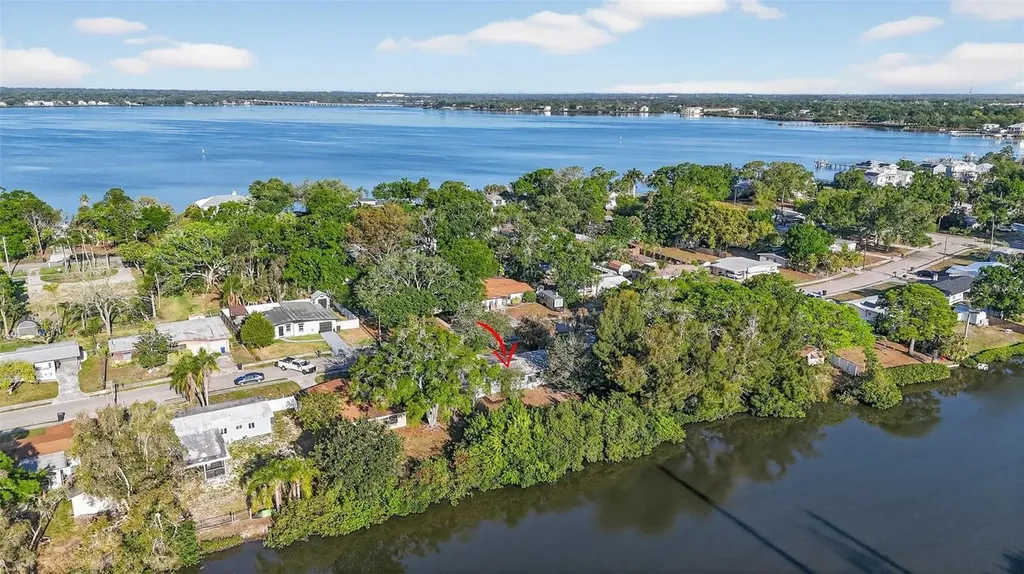413 Country Club Drive Oldsmar FL 34677