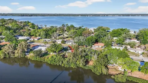 413 Country Club Drive Oldsmar FL 34677