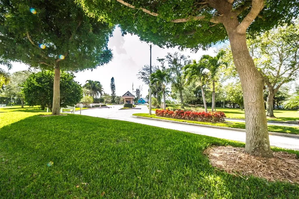 9495 Blind Pass Road St Pete Beach FL 33706
