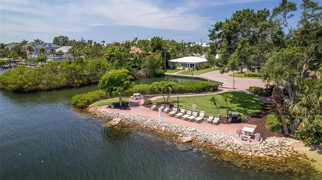 6140 Midnight Pass Road Sarasota FL 34242
