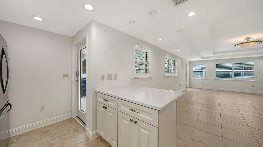 6140 Midnight Pass Road Sarasota FL 34242