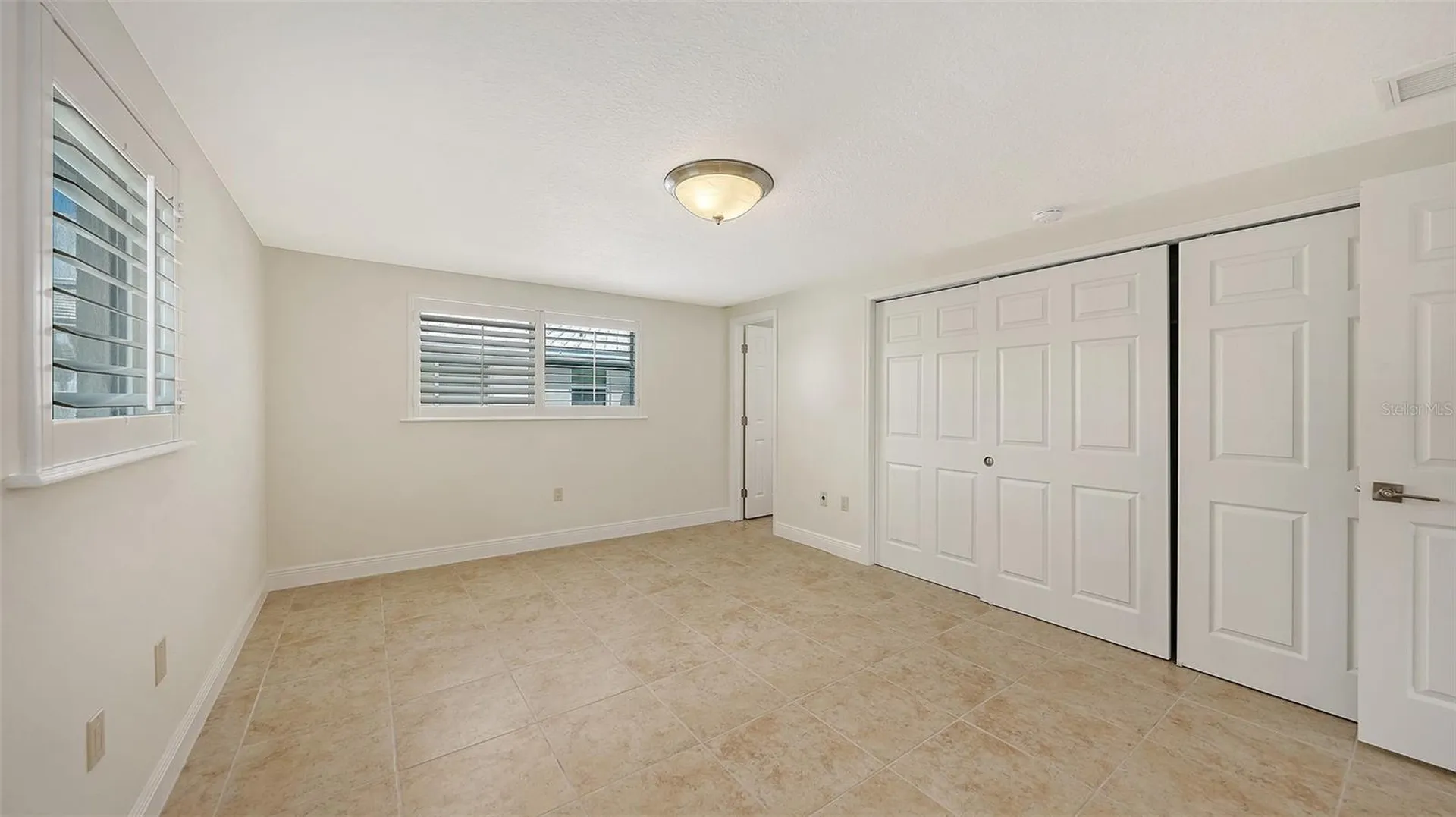 6140 Midnight Pass Road Sarasota FL 34242