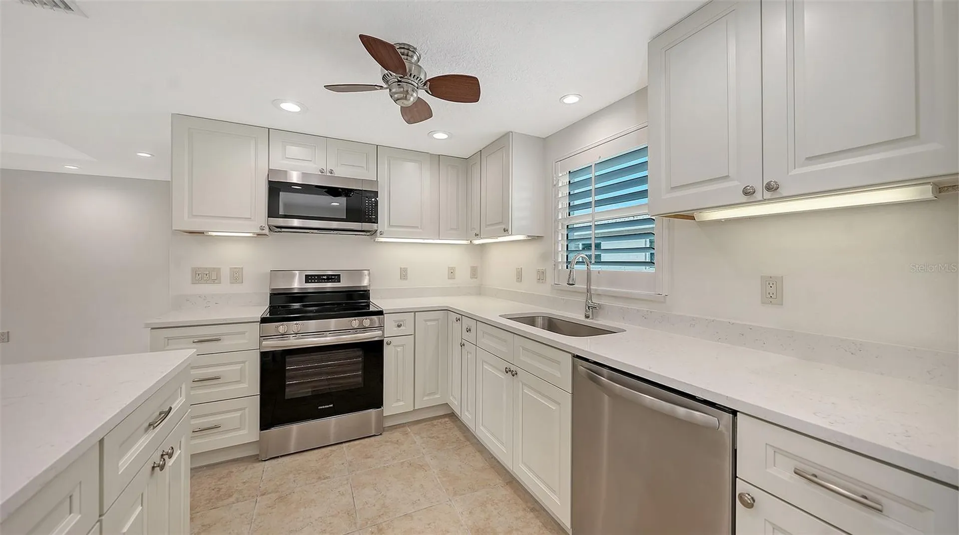 6140 Midnight Pass Road Sarasota FL 34242